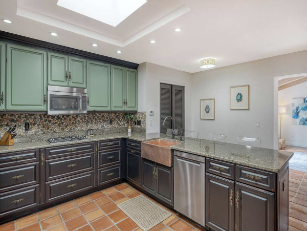 Lido Key Three Bedroom Vacation Home With Pool Walk To Beach